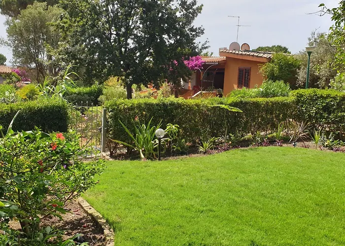 Trilo Mulbery Mit Grossem Garten By Interhome